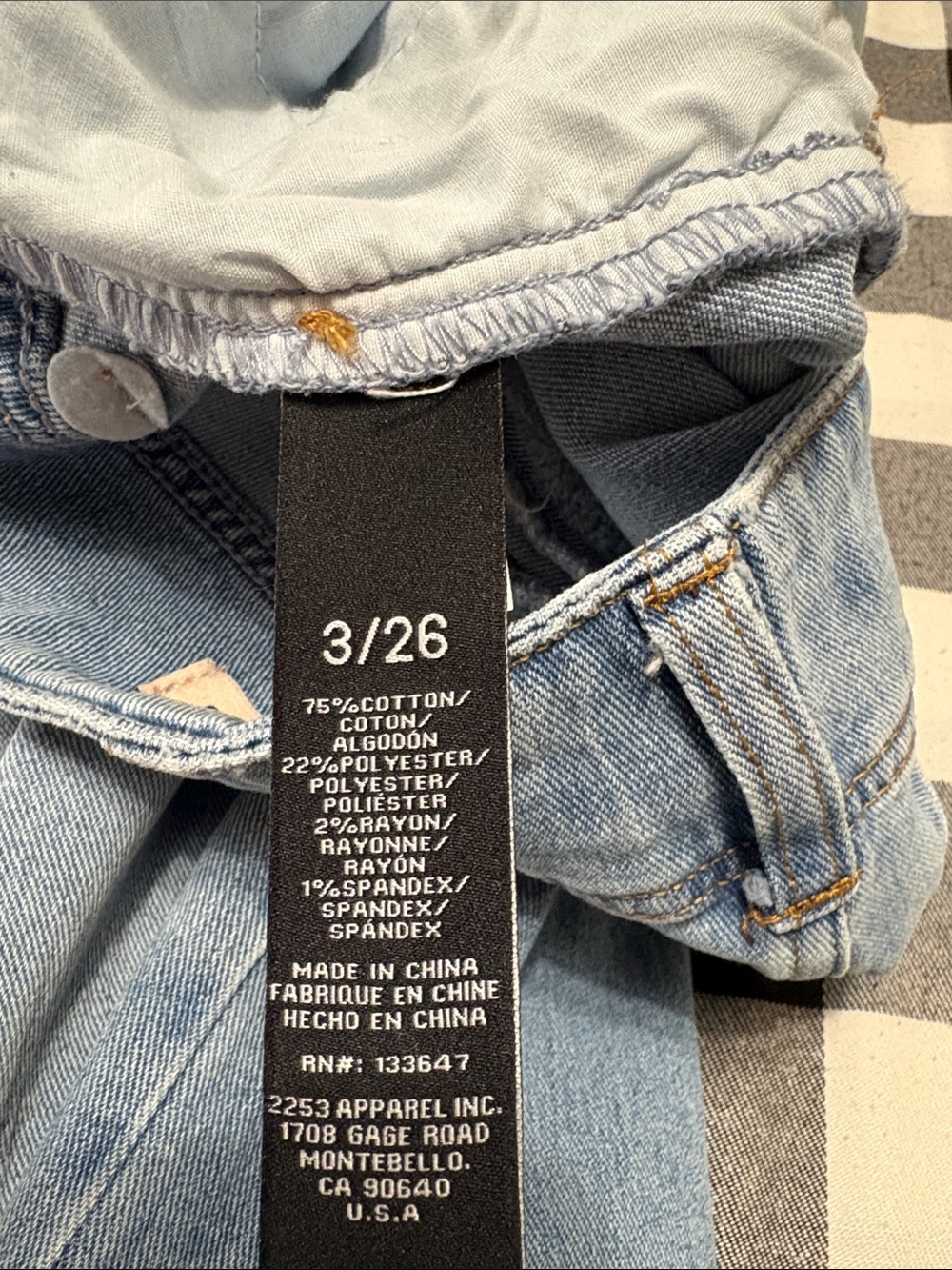 BCBGeneration Pleated High rise 2 Button Wide Leg Jeans Size 3/26 x 31 Stretch - Picture 10 of 10